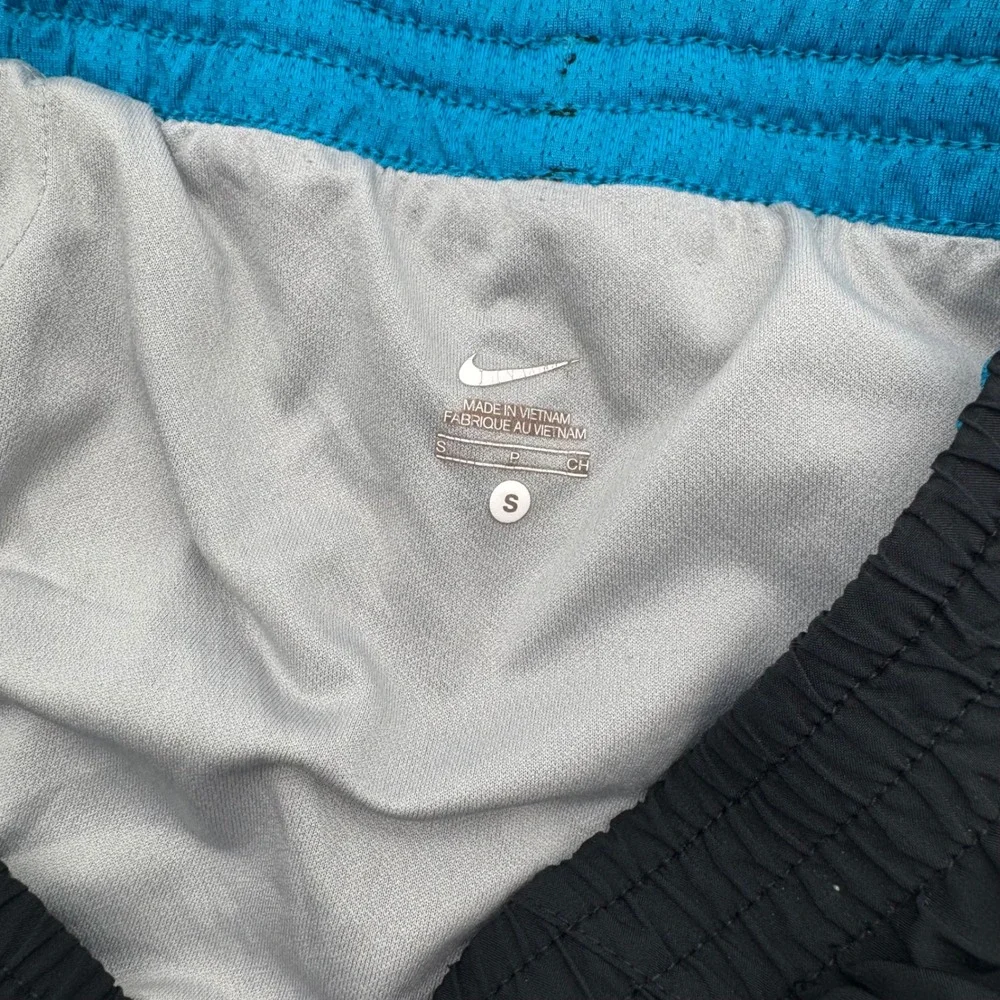 Nike Tempo Running Shorts Womens Small Black Blue Mesh Athletic Gym Workout